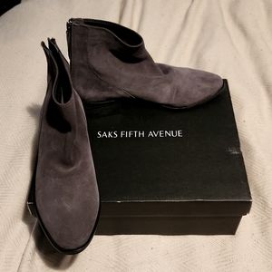 Saks Fifth Avenue Tassius Suede Zip-Up Booties in Anthracite Gray - Size 7.5